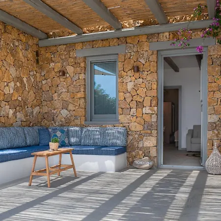 Hotel Ypseli Anafi's Hive