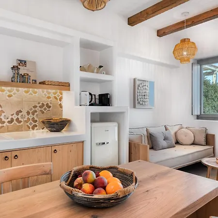 Hotel Ypseli Anafi's Hive Anafi