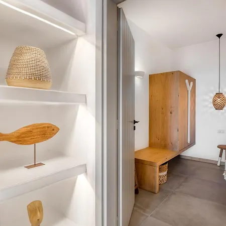 Hotel Ypseli Anafi's Hive 2*