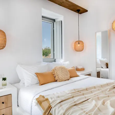 Hotel Ypseli Anafi's Hive Anafi