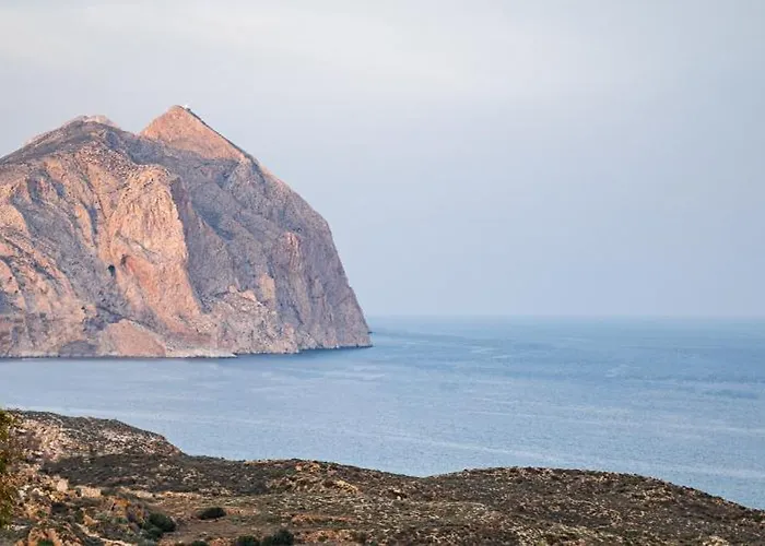 Ypseli Anafi's Hive 아나피