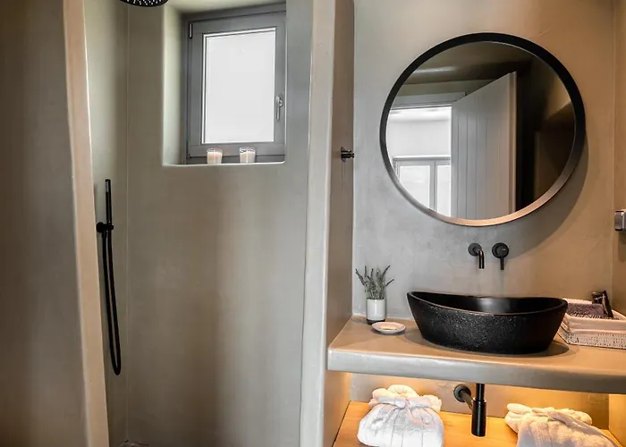 Ypseli Anafi's Hive 아나피